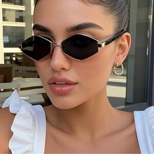 Black Geometric Frame Sunglasses - Women Accessories